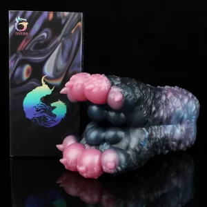 The Claw - Beast Feet Male Masturbator