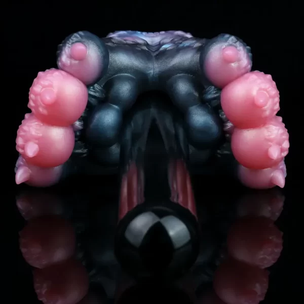 The Claw - Beast Feet Male Masturbator