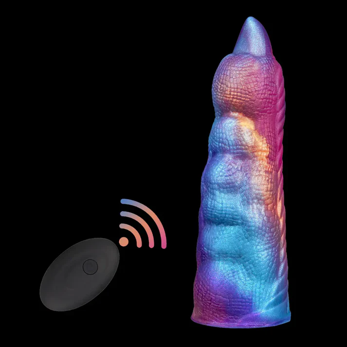 Demon Claw - Fisting Vibrating Silicone Dildo 5.3 Inches