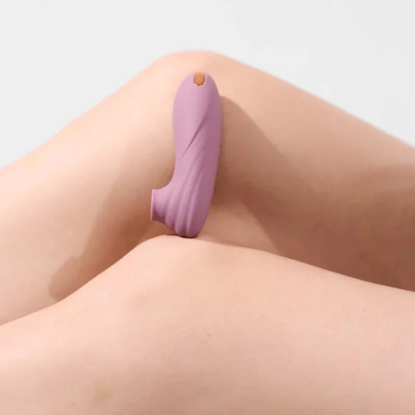 Succulent - Clit Sucking Vibrator