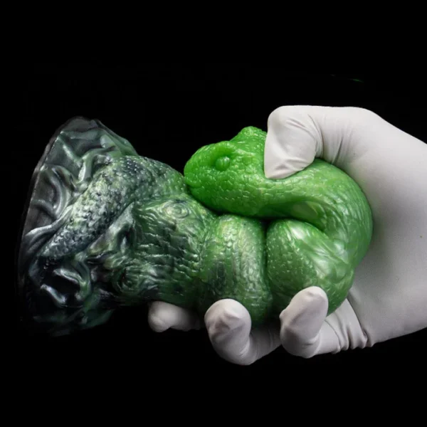 The Grinch Dildo - Spiraling Snake Design 7 Inches