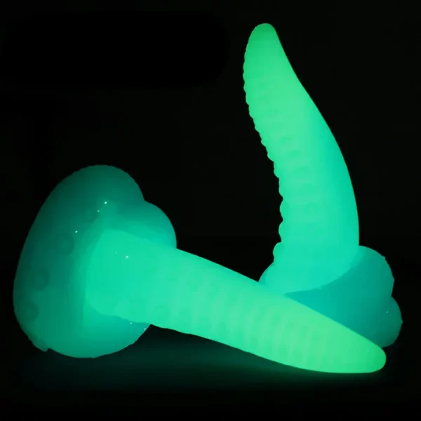 Luminous Octopus - Beginner Dildo 7 Inches